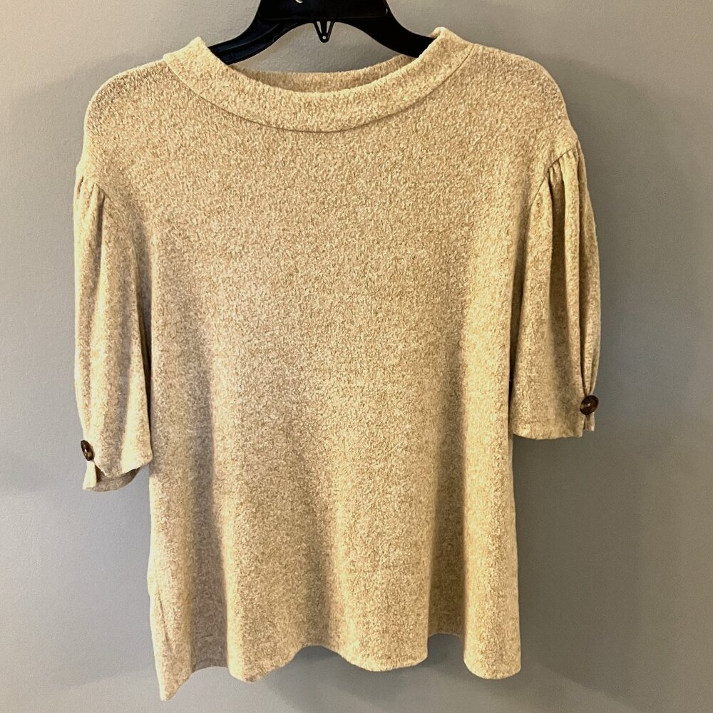 Women’s IVY RIDGE Short Sleeve Color Beige Round Mock neckline Top Medium